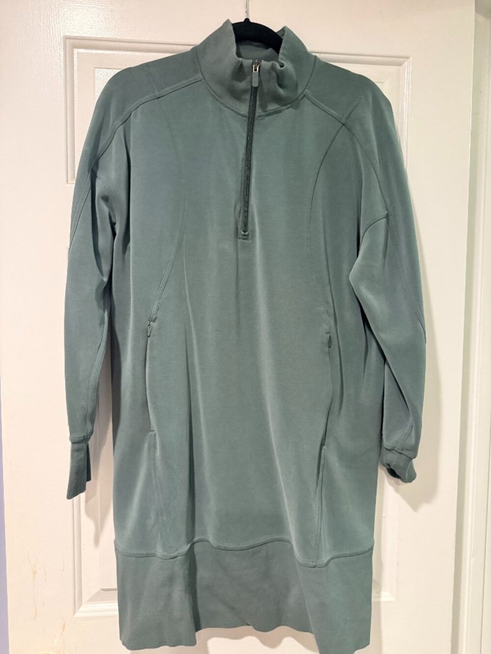 Lululemon Sage Green Quarter Zip Tunic Size 10